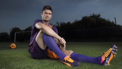 开云体育官网-德甲激烈竞争，数据揭示战术变革推动攻守平衡的核心路径，德甲格局