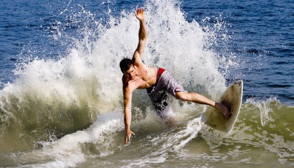 -巴塞罗那青训营喜传捷报，未来之星崭露头角，巴塞罗那未来新星