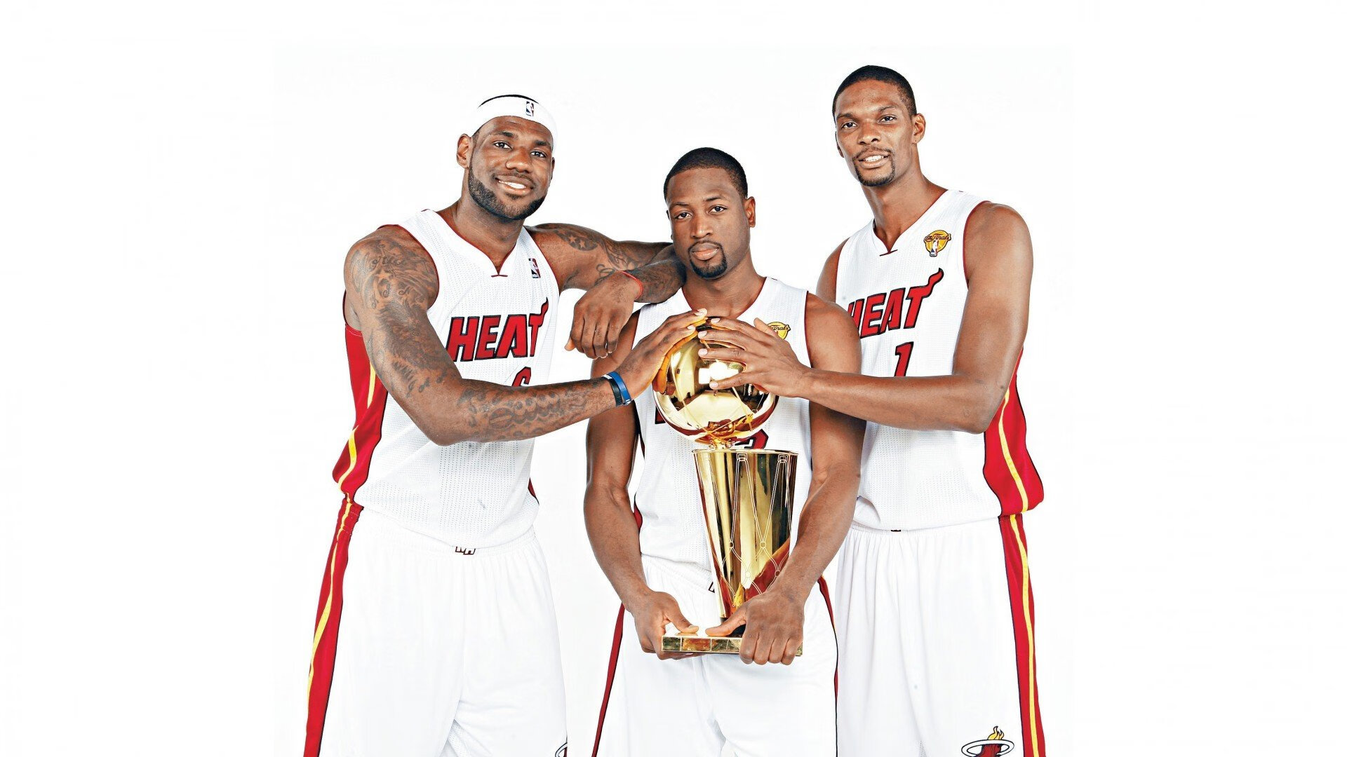 《英雄联盟跨洲对抗，豪强争锋谁与争锋？》