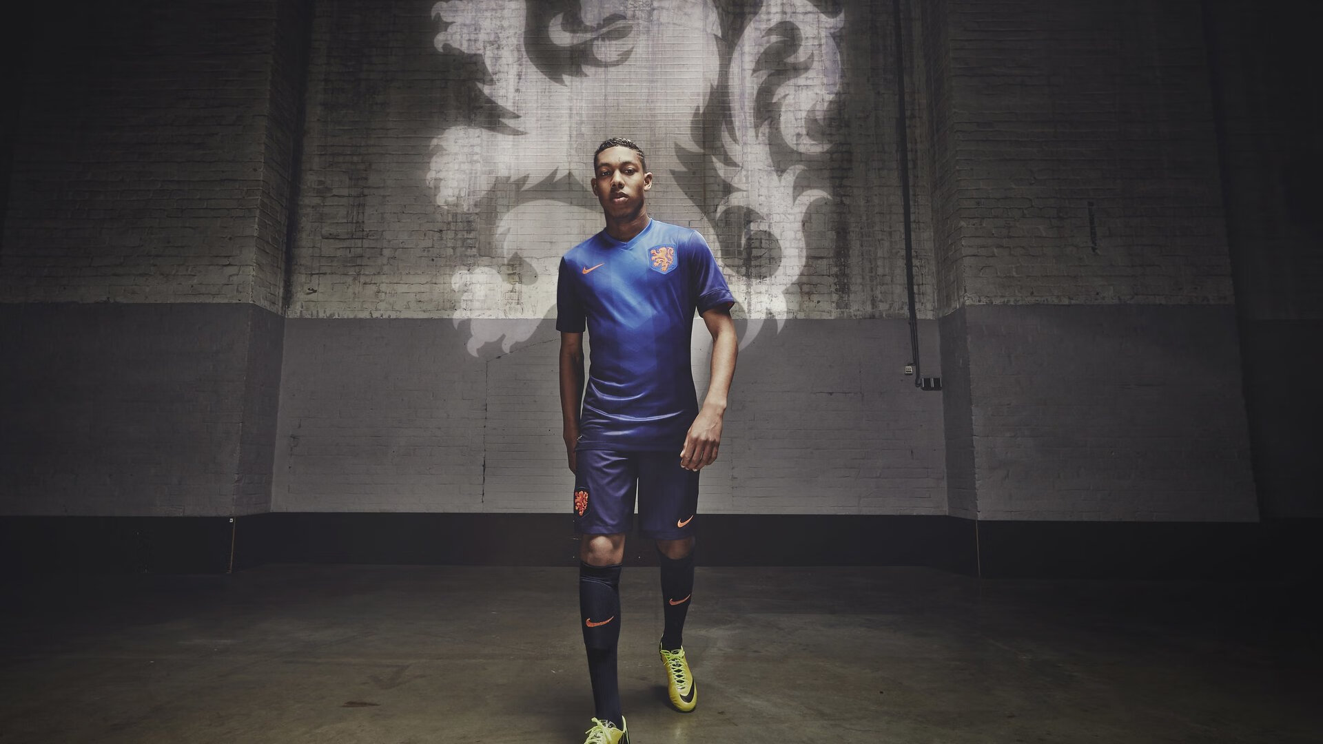 最后一圈的逆袭：逆流而上的赢家，最后一名的逆袭